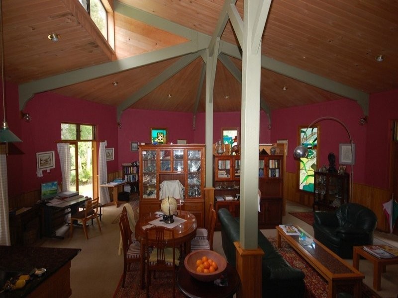 25 Cooroy Noosa Road, Tinbeerwah QLD 4563
