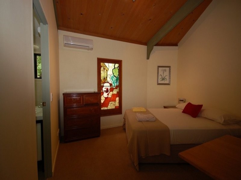 25 Cooroy Noosa Road, Tinbeerwah QLD 4563