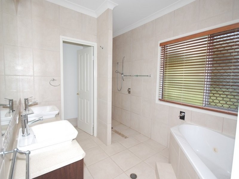 579 Cooroy-Noosa Road, Tinbeerwah QLD 4563