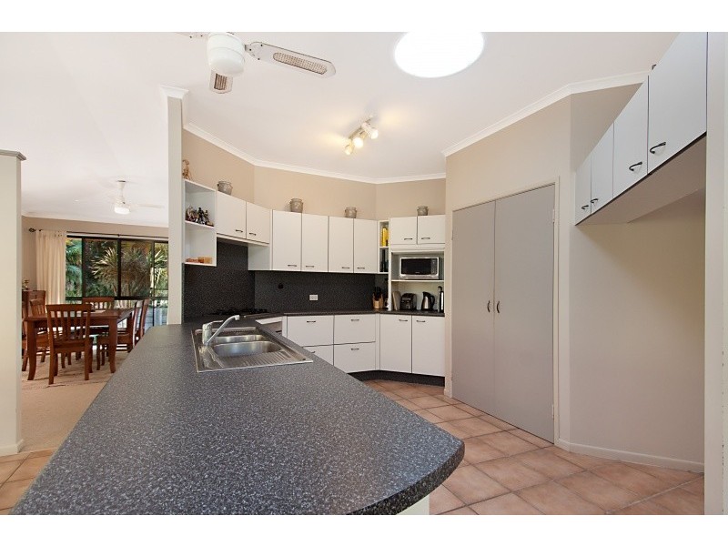 16 Penda Court, Doonan QLD 4562