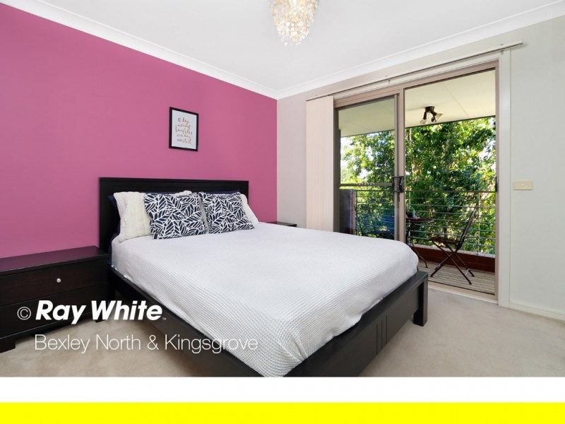 6 Montefiore Avenue, West Hoxton NSW 2171