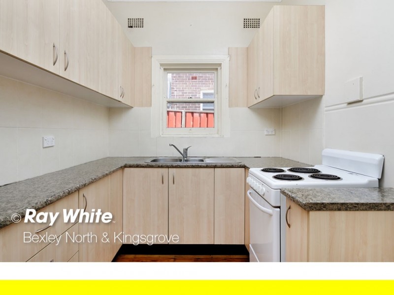 8 Dowsett Road, Kingsgrove NSW 2208