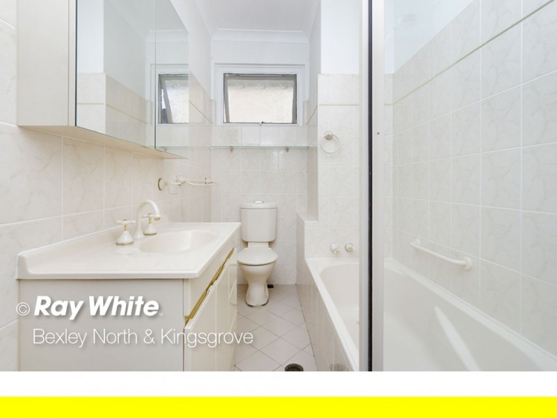 3 Monaro Avenue, Kingsgrove NSW 2208