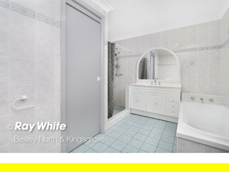 83 Kennedy Street, Picnic Point NSW 2213