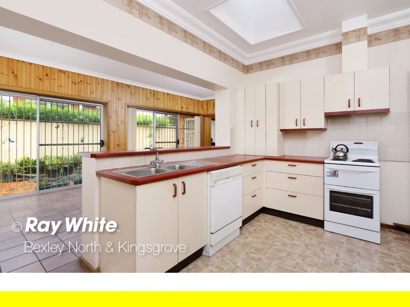 21 Woorail Avenue, Kingsgrove NSW 2208