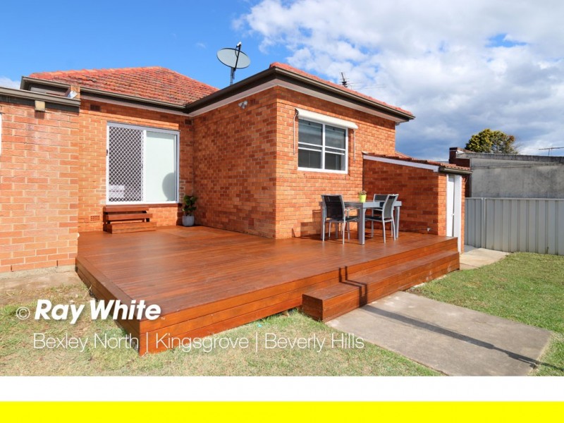 6 Simmons Road, Kingsgrove NSW 2208