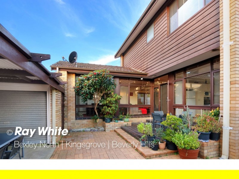 2 Waycott Avenue, Kingsgrove NSW 2208