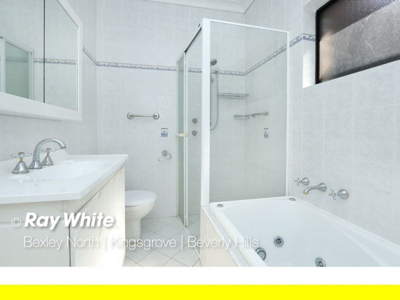 14 Thorpe Road, Kingsgrove NSW 2208