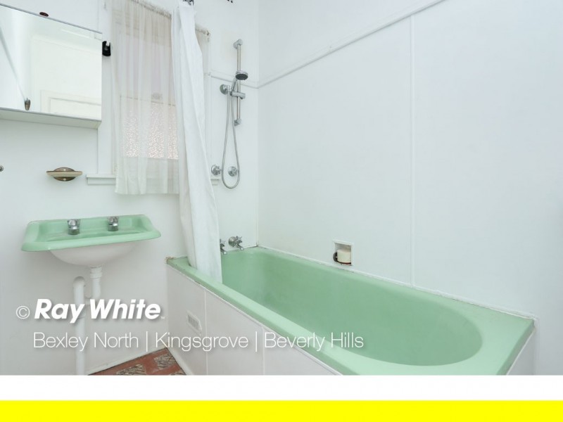 12 Farnham Avenue, Roselands NSW 2196