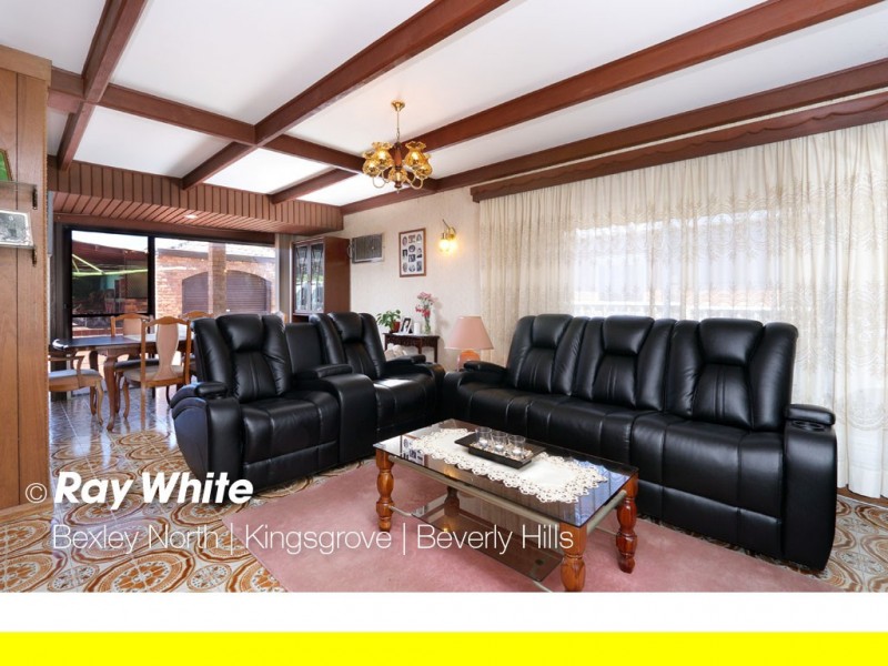 9 New England Drive, Kingsgrove NSW 2208