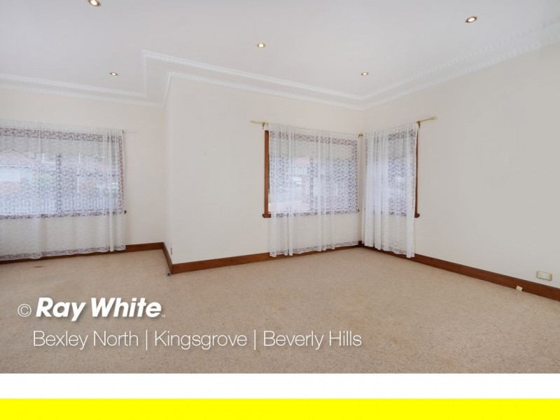 13 Farrell Road, Kingsgrove NSW 2208