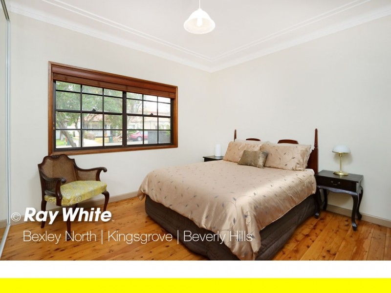 15 Girraween Street, Kingsgrove NSW 2208