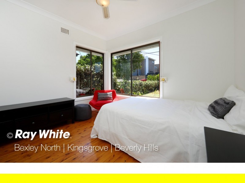 42 Forsyth Street, Kingsgrove NSW 2208