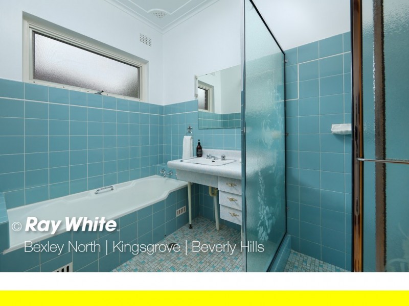 8 Staples Street, Kingsgrove NSW 2208