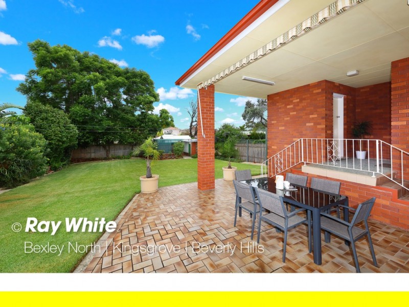 8 Staples Street, Kingsgrove NSW 2208