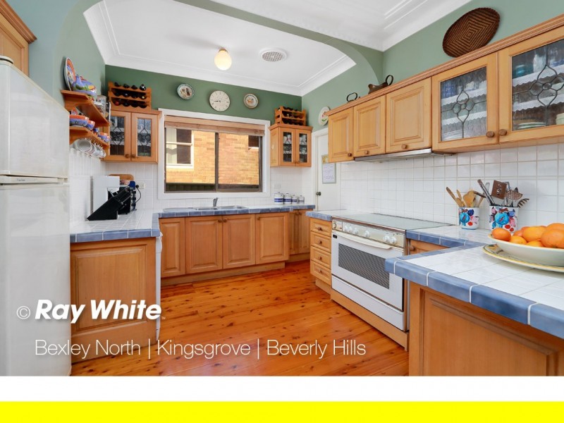 19 Kinsel Avenue, Kingsgrove NSW 2208