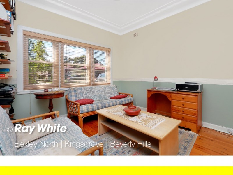 19 Kinsel Avenue, Kingsgrove NSW 2208
