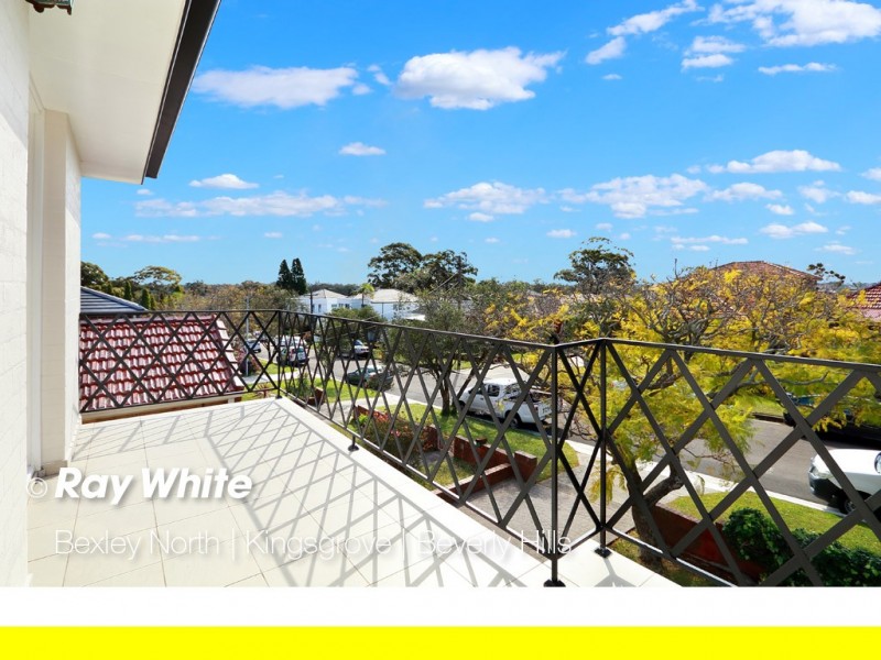 19 Kinsel Avenue, Kingsgrove NSW 2208