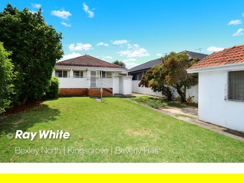 70 Glamis Street, Kingsgrove NSW 2208