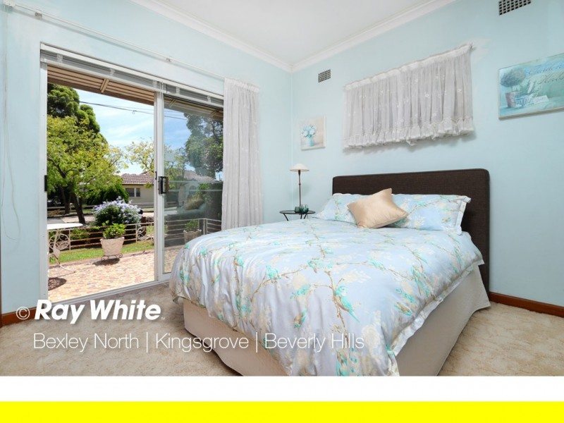 11 Glenwall Street, Kingsgrove NSW 2208