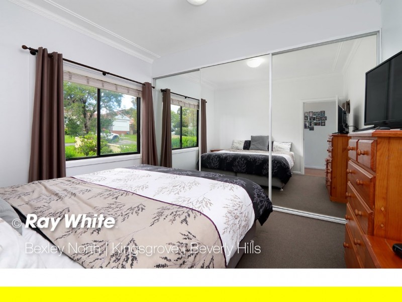 68 Glamis Street, Kingsgrove NSW 2208