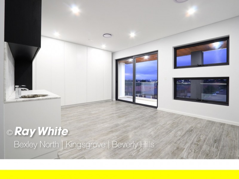 12 Mabel Street, Kingsgrove NSW 2208