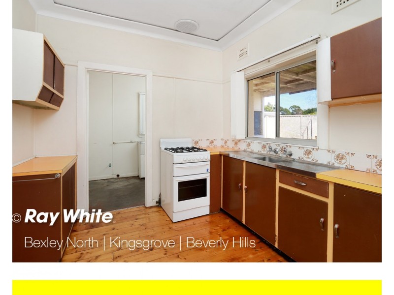 6 Rolestone Avenue, Kingsgrove NSW 2208