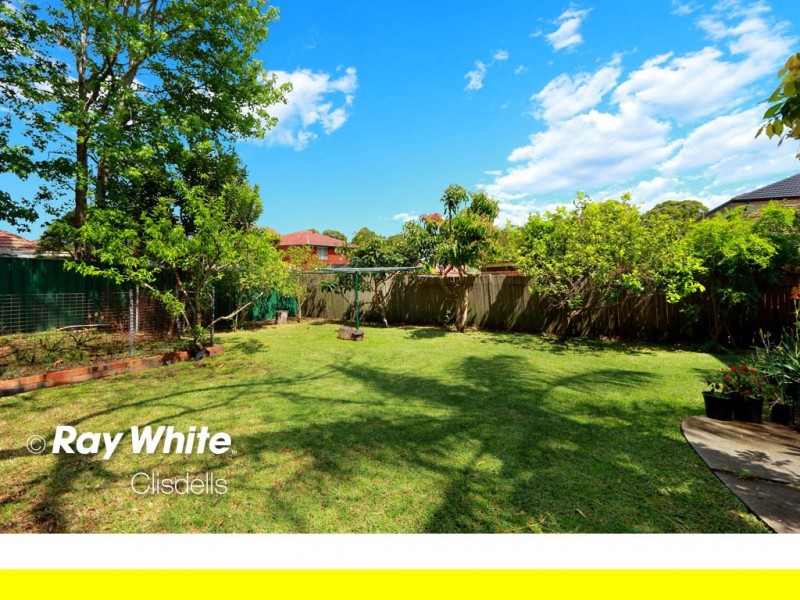 9 Kinsel Avenue, Kingsgrove NSW 2208