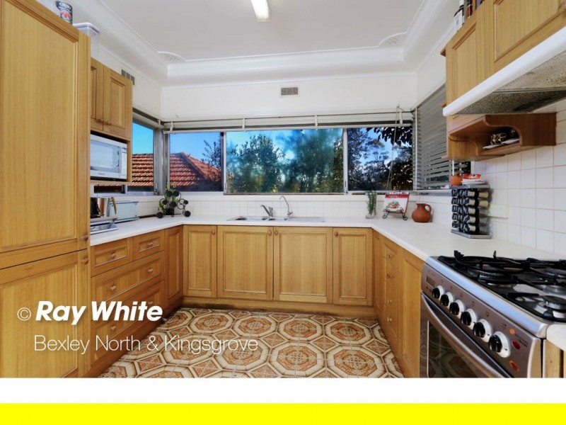 15 Rogers Street, Roselands NSW 2196