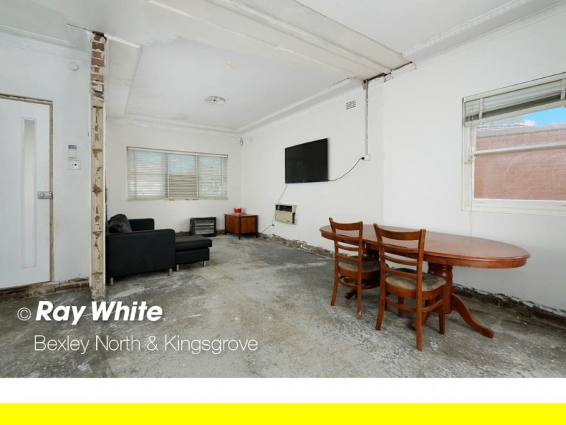 12 Turon Avenue, Kingsgrove NSW 2208