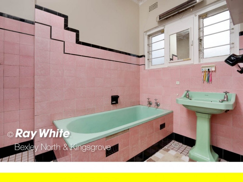 12 Turon Avenue, Kingsgrove NSW 2208