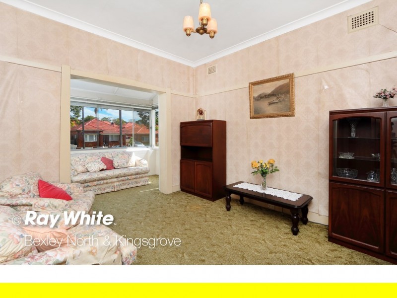 18 Rosemeath Avenue, Kingsgrove NSW 2208