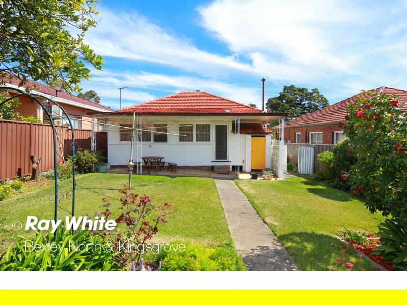 18 Rosemeath Avenue, Kingsgrove NSW 2208
