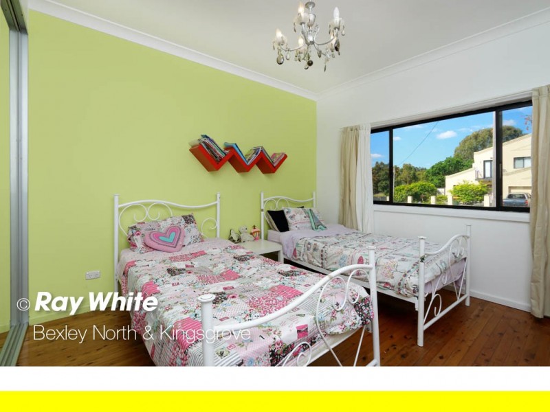 13 Bonalbo Street, Kingsgrove NSW 2208