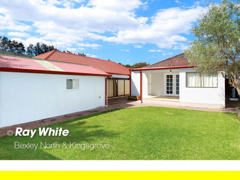 13 Bonalbo Street, Kingsgrove NSW 2208