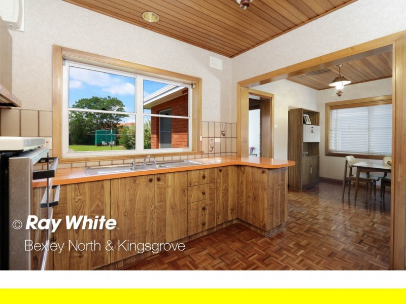 30 St Elmo Parade, Kingsgrove NSW 2208