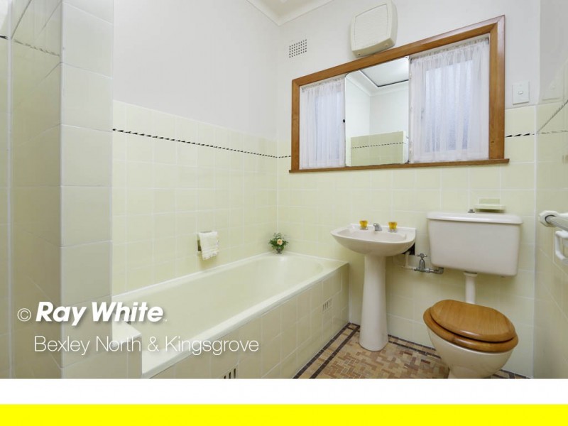 30 St Elmo Parade, Kingsgrove NSW 2208