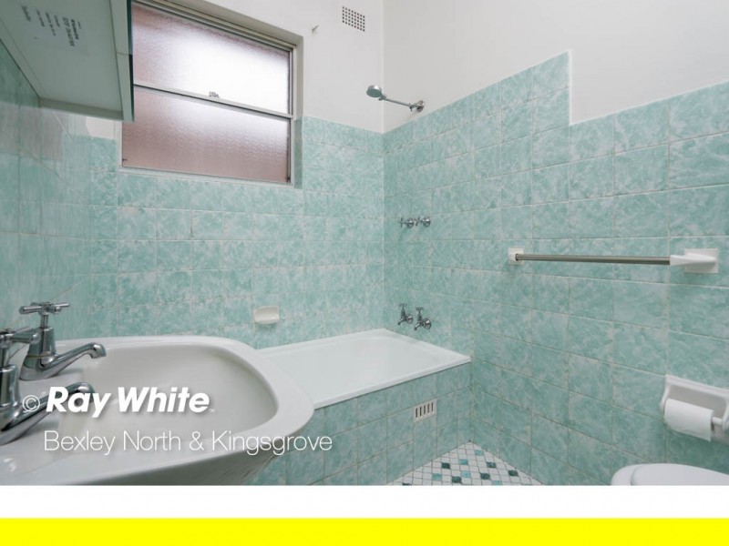 72 Rosemeath Avenue, Kingsgrove NSW 2208