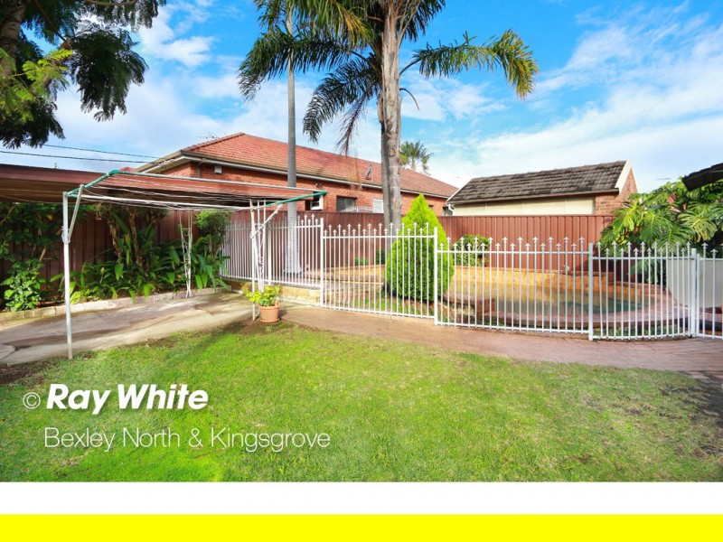 42 Caroline Street, Kingsgrove NSW 2208