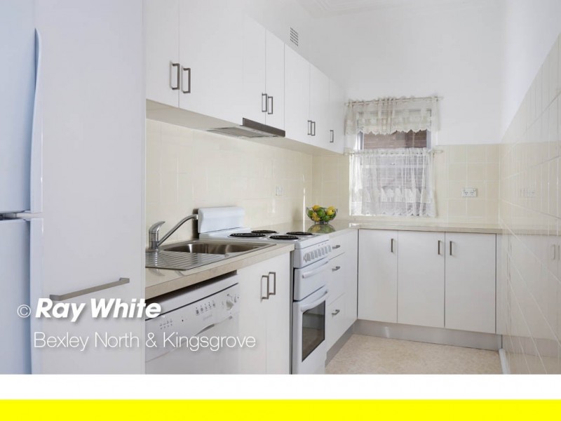 4 Narramore Street, Kingsgrove NSW 2208