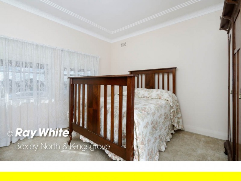 4 Narramore Street, Kingsgrove NSW 2208