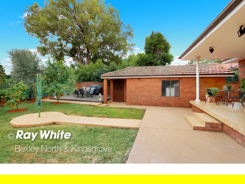 62 New England Drive, Kingsgrove NSW 2208