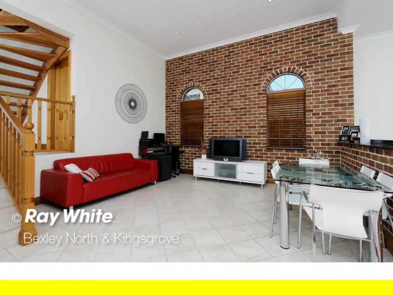 17 Henderson Road, Bexley NSW 2207