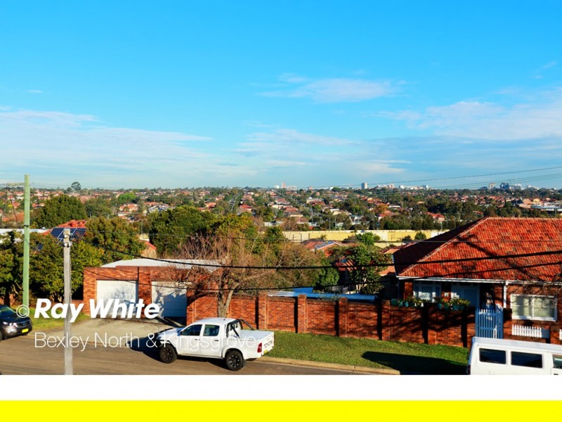 13 Beresford Parade, Kingsgrove NSW 2208