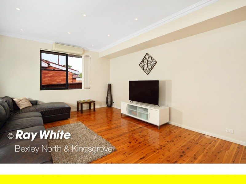 10 Cripps Avenue, Kingsgrove NSW 2208