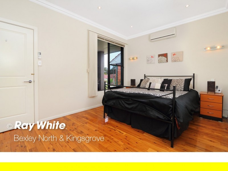 10 Cripps Avenue, Kingsgrove NSW 2208