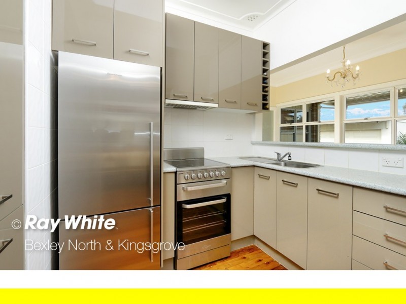 17 Highland Road, Peakhurst NSW 2210