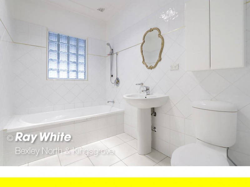 17 Highland Road, Peakhurst NSW 2210