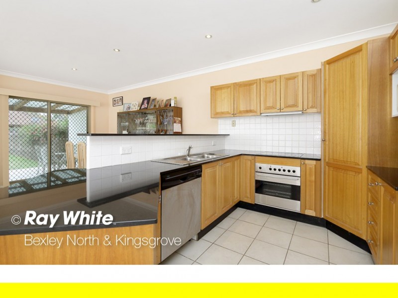 37 Samuel Street, Peakhurst NSW 2210