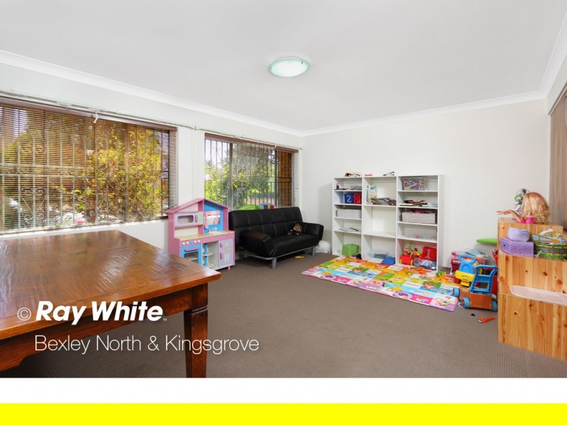 94 Chapel Street, Kingsgrove NSW 2208